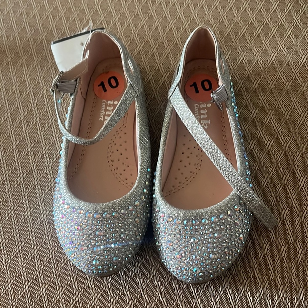 Sparkling gray flats
